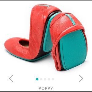 Poppy Tieks